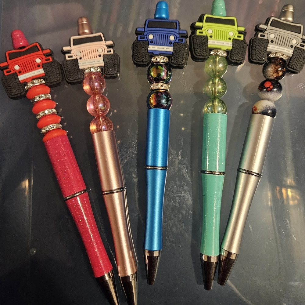 Beadable pens